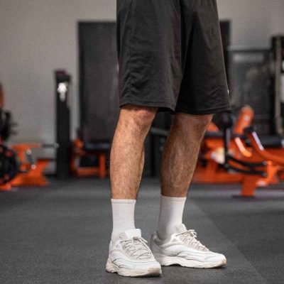 man-exercising-gym-side-view (1)